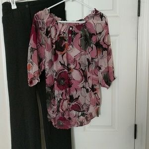 Breezy beautiful flower top.